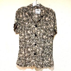 FLAX by Jeanne Engelhart Short Sleeve Blouse Button Down (petite)